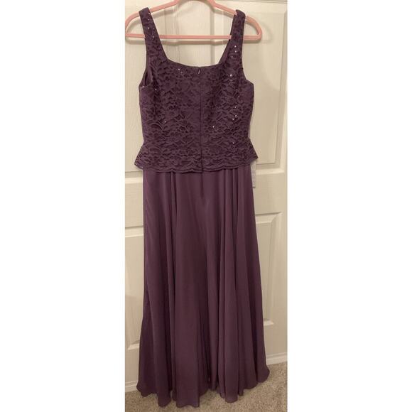 NWT JJ's House Lace Bodice Peplum Waist Plum Formal Floor Length Gown, sz 12 - Picture 7 of 9